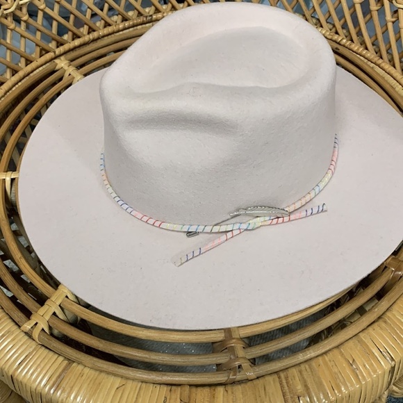 - Free people faith feather hat Vaughn & Co new without tags size medium main image 8